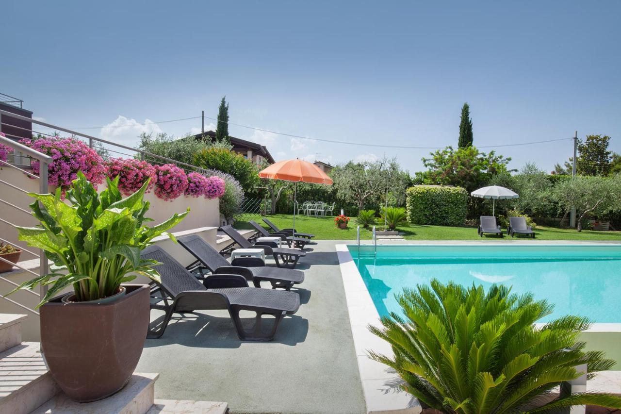 Villa Aurora-Holiday Home Apt 1 巴多利诺 外观 照片